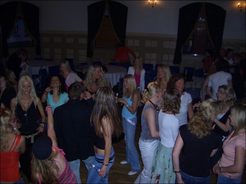 Longgone party